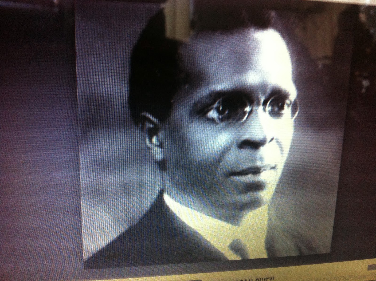 Rene maran biography picture