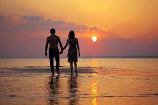 La curiosa historia de Lerina García Gordo, la mujer que dice ser de un universo paralelo. 150427SunsetLovers e1429735842676 150427SunsetLovers e1429735842676 La curiosa historia de Lerina García Gordo, la mujer que dice ser de un universo paralelo.