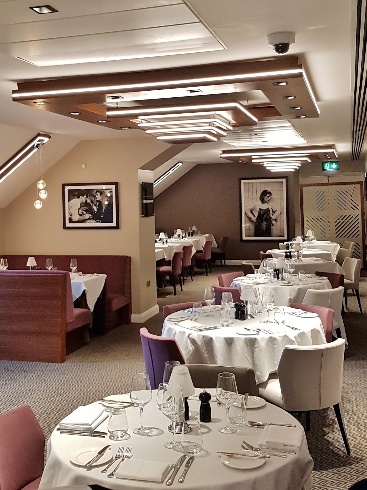 Review Afternoon Tea at Marco Pierre White, Milton Keynes Victoria's