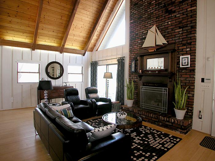 Lake Sidney Lanier Homes Blog This Home For Sale On Lake Lanier Is The