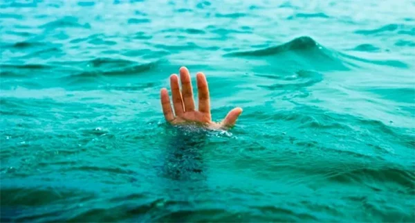 Man drowned in river, Kasaragod, News, River, Suicide Attempt, Kerala, Drowned, Police