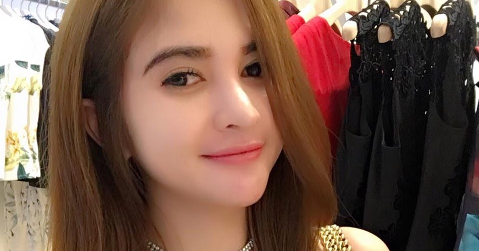 ISTRI BINAL YANG MENGIJINKANKU UNTUK ML DENGAN SAHABATNYA YANG MENJANDA