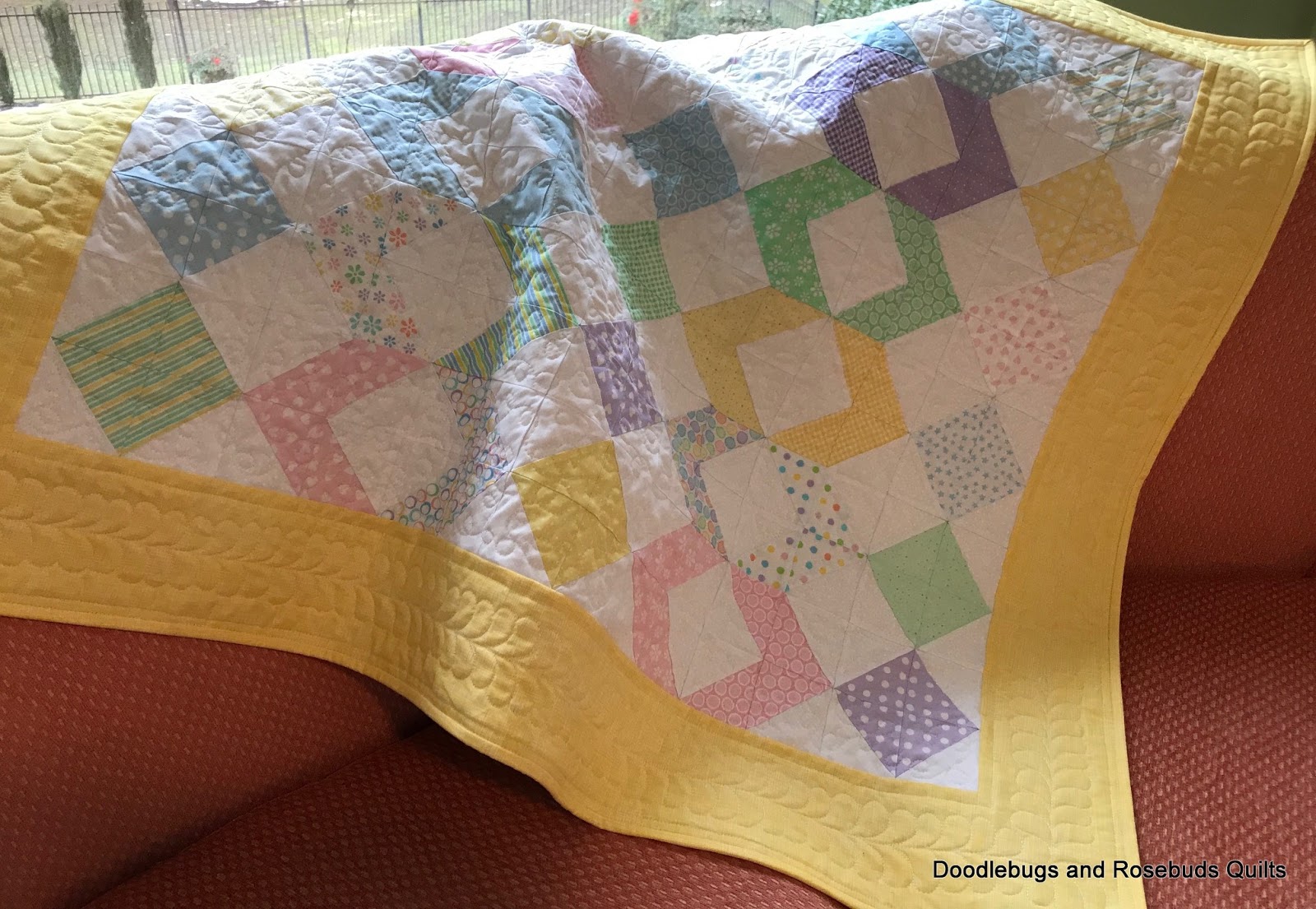 Doodlebugs and Rosebuds Quilts Pastel Baby Quilt Finish