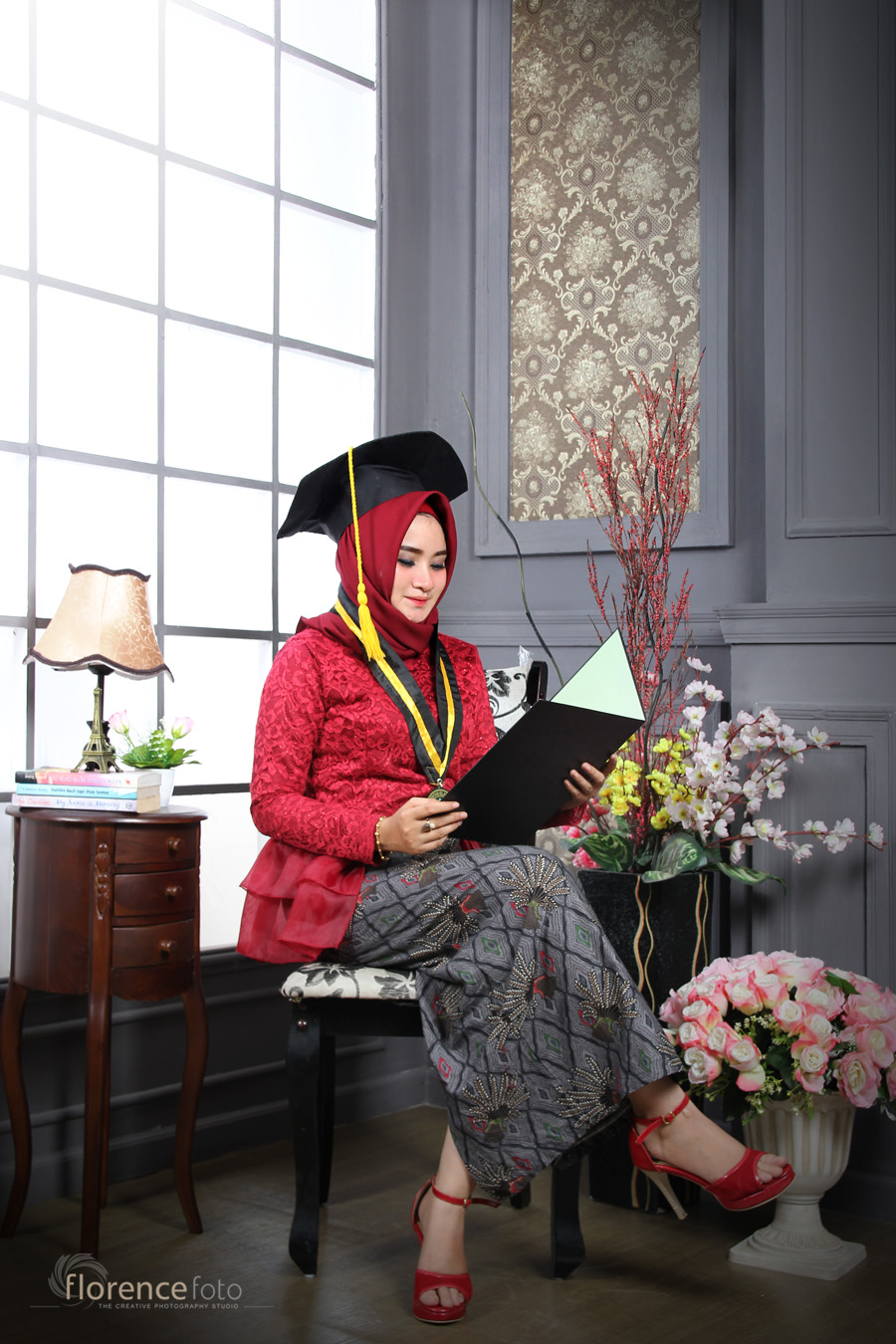 Kumpulan contoh photo wisuda di Studio Riau Florence Pekanbaru Studio