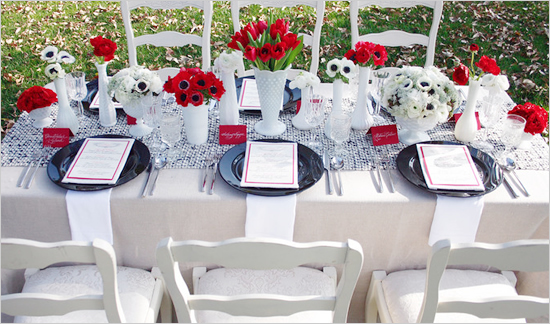 I Am A Woman In Love Wedding Theme Challenge Black Red And White Black Red And White Wedding No 3 Medium Tall Vases With Tulips Poppy Plates Grey Table Wear
