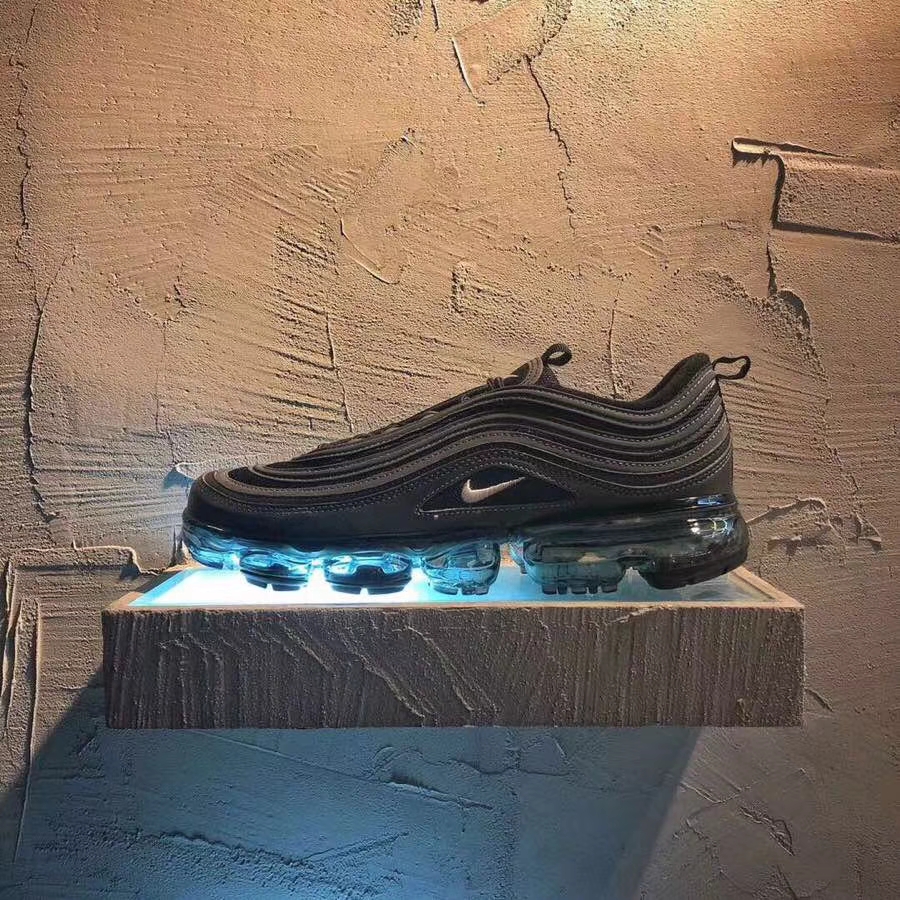 air vapormax 97 black