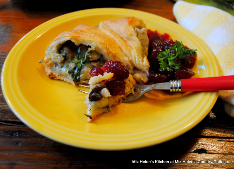 Cranberry Turkey Ring