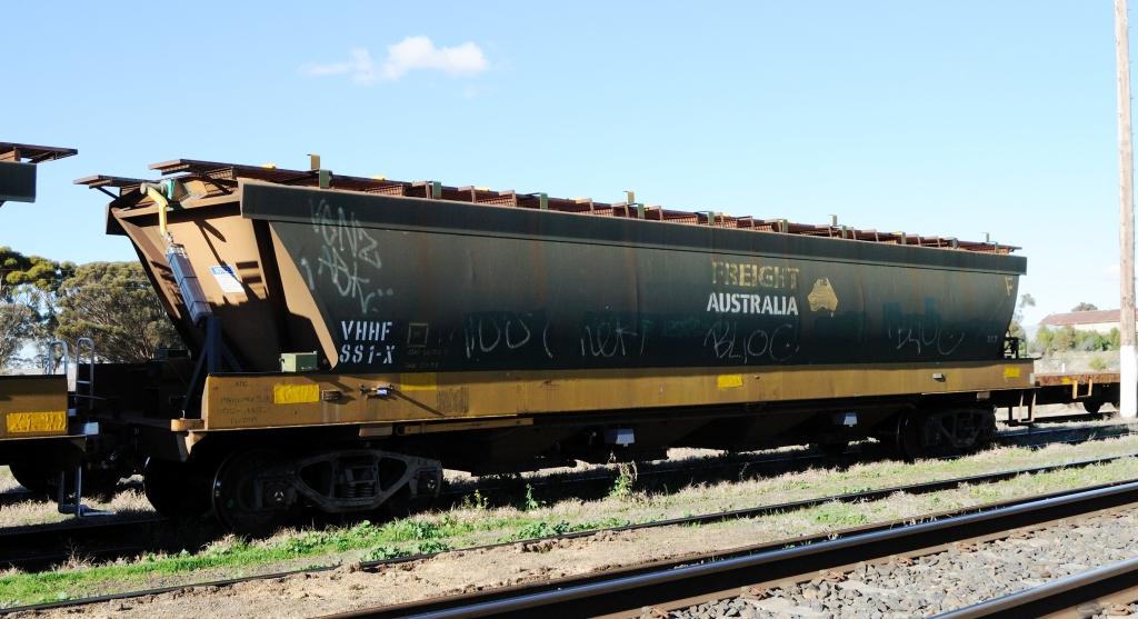 Andrew's Main South Line Murtoa grain hoppers
