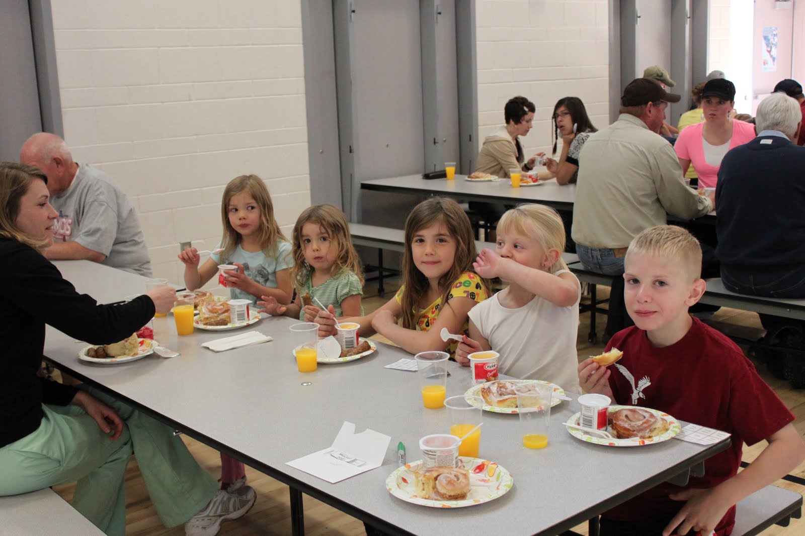 Red Cliffs Elementary Highlights from the Eagle Fun Run