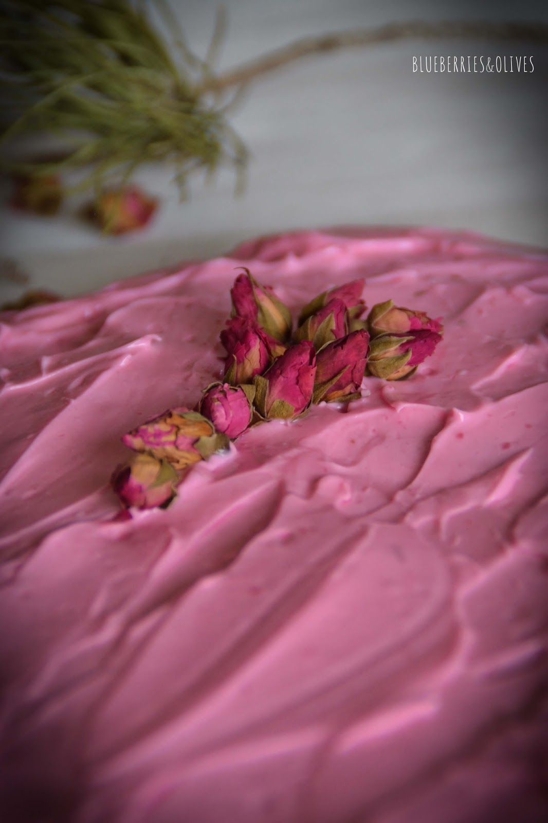 VALENTINE'S DAY BEETROOT, COCOA AND ROSES CAKE 
