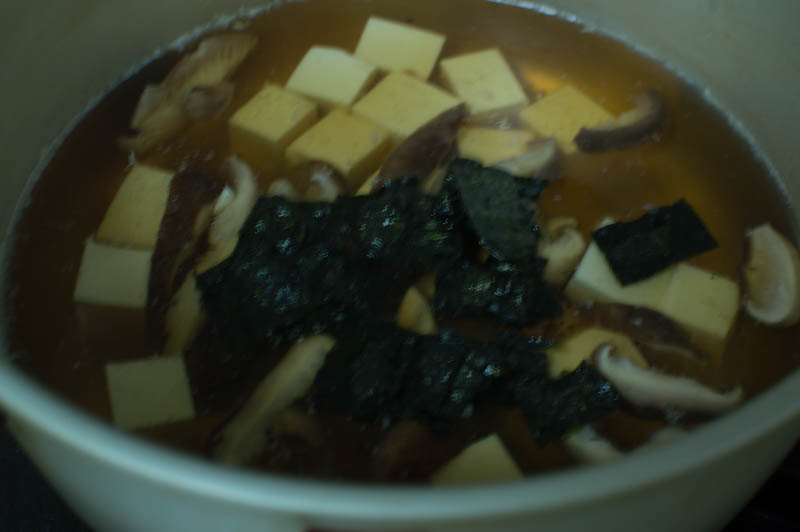 ซุปเห็ดแบบใส (Japanese Clear Mushroom Soup) Nipponkitchen