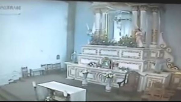 VIDEO: Cámaras captan momento de colapso de iglesia en Morelos por sismo VIDEO: Cámaras captan momento de colapso de iglesia en Morelos por sismo