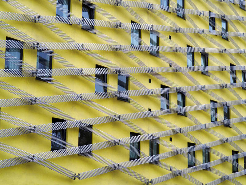 PhotoReflect Novelty in architecture