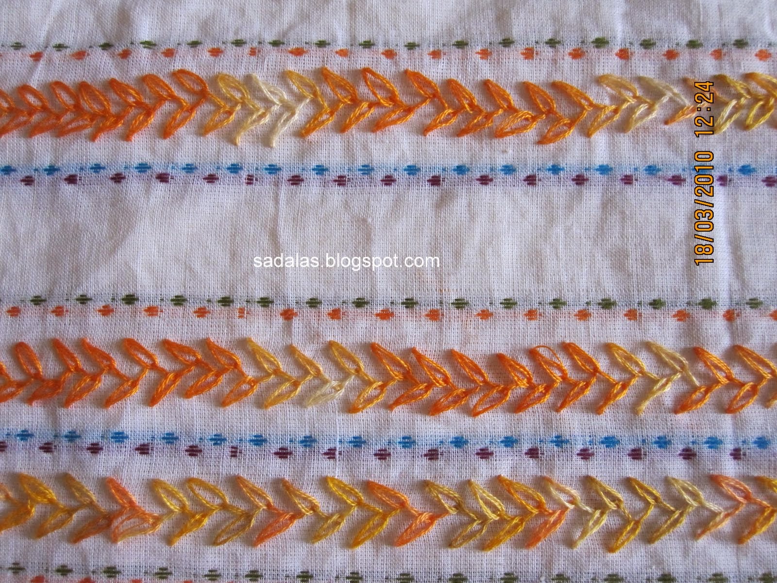 Sadala's Embroidery Feathered chain stitch