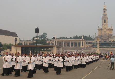 La Fraternidad Sacerdotal San Pío X en los cinco continentes