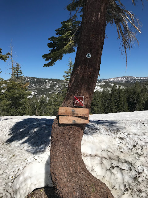 Sign at Castle Pass