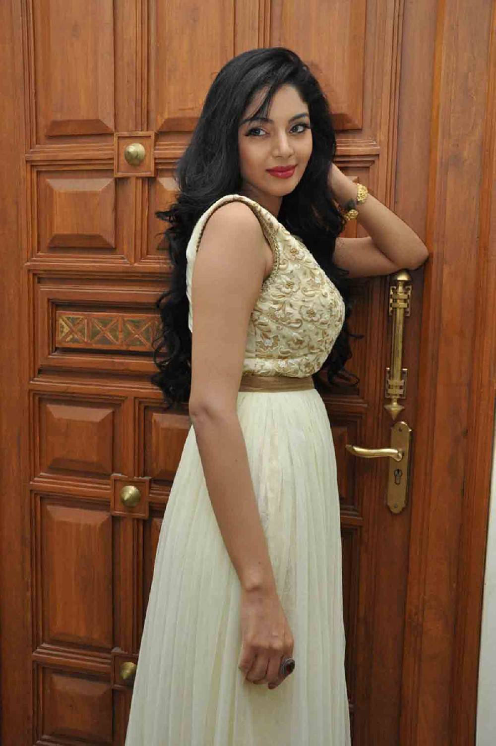 Beautiful Telugu Girl Sanam Shetty Long Hair White Dress Photos