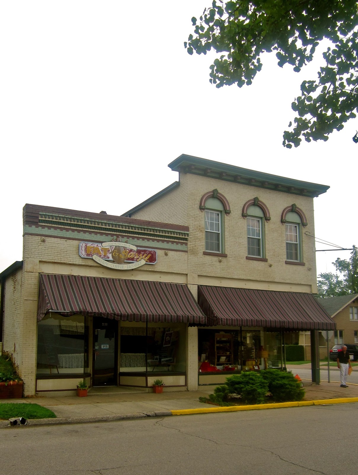 Lo + Bee Huntingburg, IN