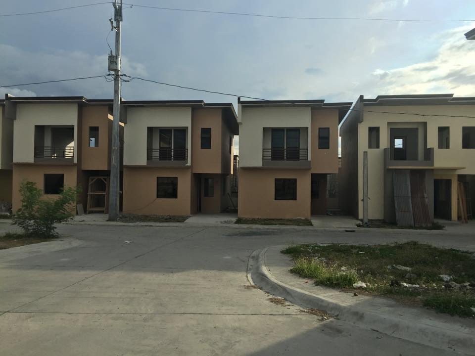 RENT TO OWN HOUSE AND LOT IN CAVITE 10K/MONTH HOUSE AND LOT SINGLE IN