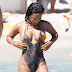 christina milian va fuori di tetta in spiaggia a ibiza