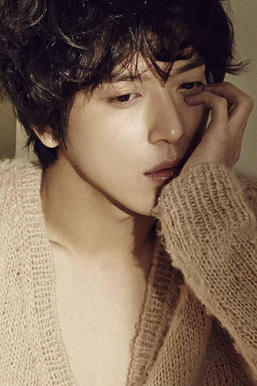 CNBLUE's Yonghwa becomes the new face for 'Skin79' in Korea and China ...