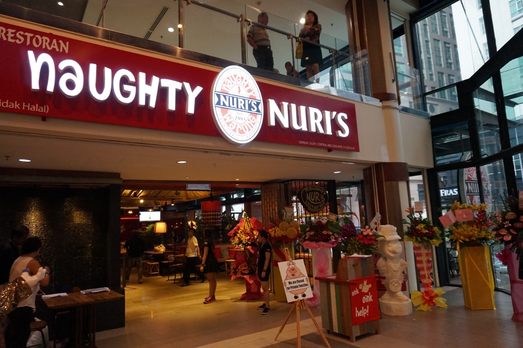 singapore restaurants naughty nuris singapore restaurants naughty nuris