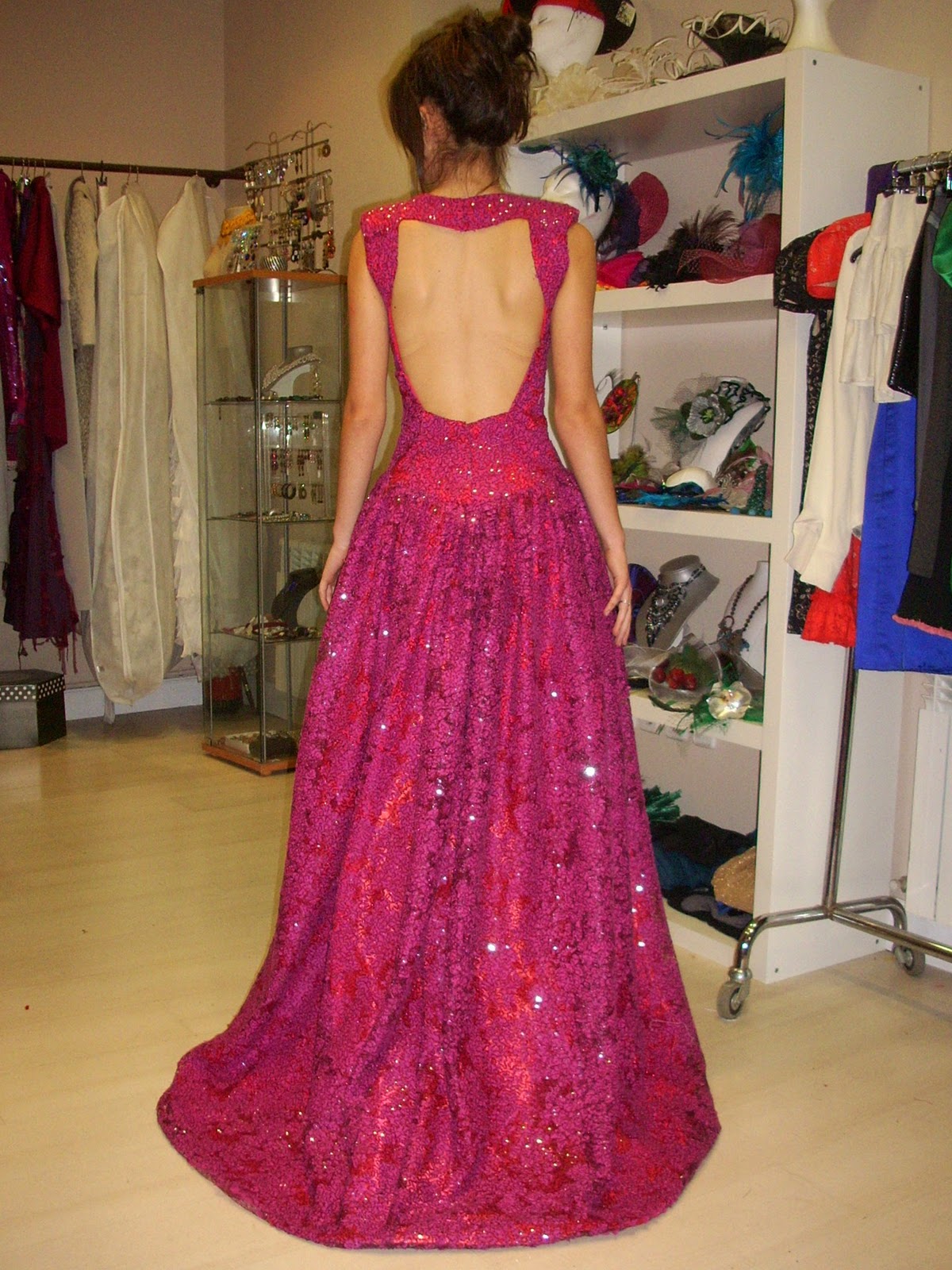 Laura Caicoya Miss Guadalajara con un vestido de Laura Caicoya para la