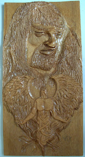 escultura em madeira