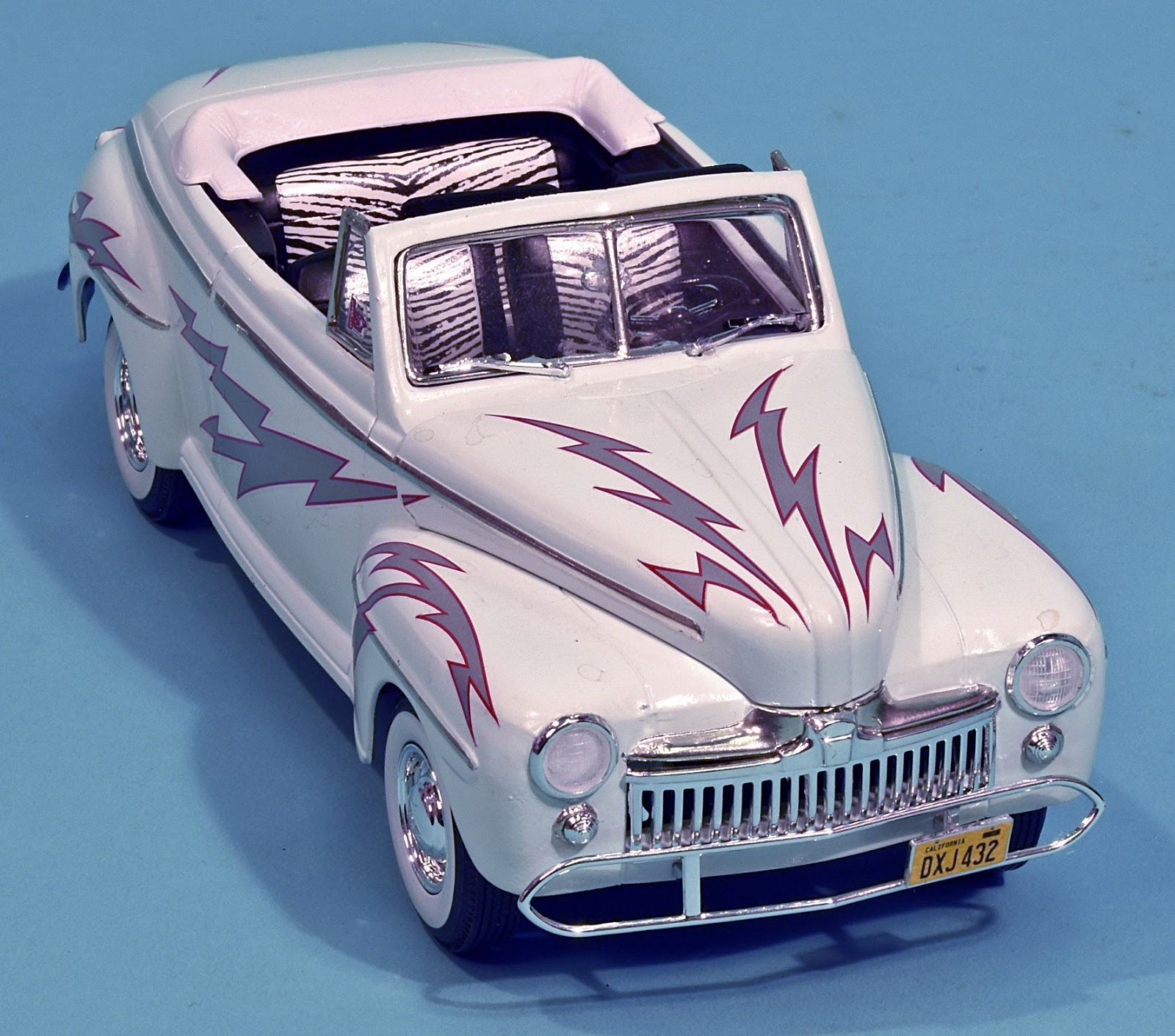 Scale Model News GREASED LIGHTNING FORD CUSTOM CAR STAR