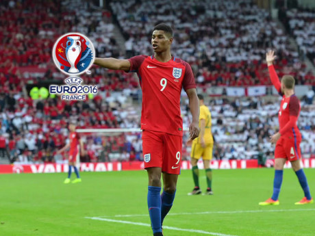 HLV Huu Thang 'xin' bao chi dung tang boc DT Viet Nam - Anh 2