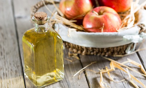 Faire un lavage avec du vinaigre de cidre Faire un lavage avec du vinaigre de cidre