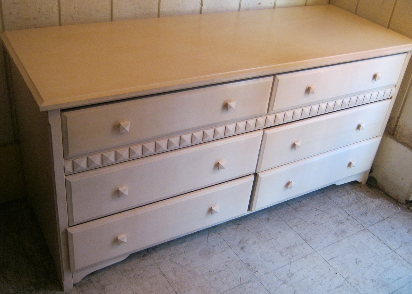 Uhuru Furniture & Collectibles Dresser (Canadian Made) SOLD
