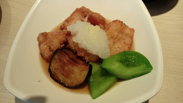 【新加坡美食】胡姬飯店Orchid hotel旁的日本料理「餃子王」