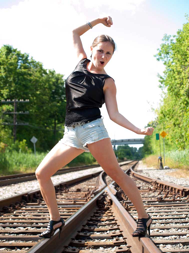 Maria Matveeva, Photographer: Hot Photoshoot on Train Tracks