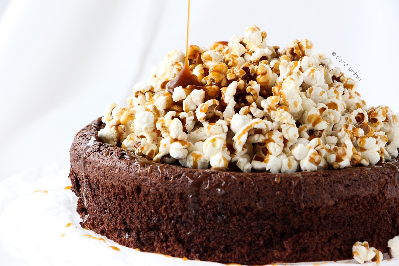 POPCORN�LU UNSUZ ÇİKOLATALI KEK Damy�s Kitchen