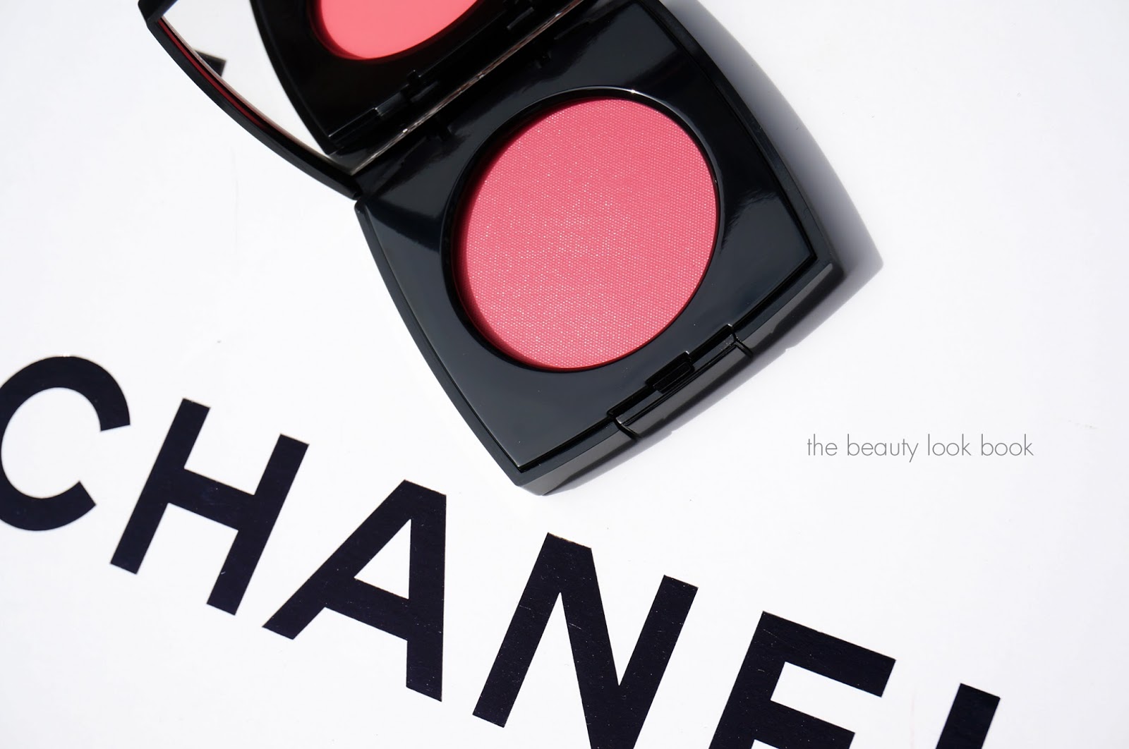 Chanel Affinité 65 Le Blush Crème de Chanel - The Beauty Look Book