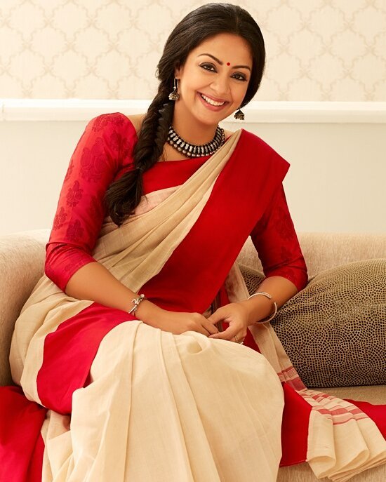 Jyothika hd Images|Pictures|Wallpapers - Actress World