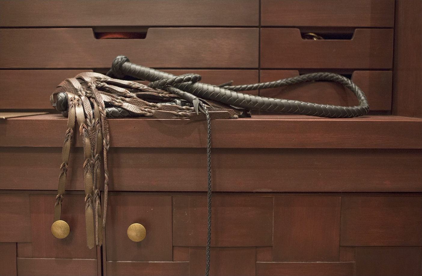 50 SOMBRAS DE GREY FANS "LIBROS Y PELÍCULAS": EL CUARTO DE JUEGOS