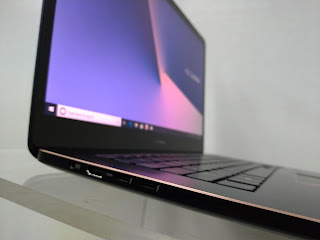 ASUS ZENBOOK PRO 15 UX580 ANDALAN PARA DESAINER DAN VIDEO EDITOR ASUS ZENBOOK PRO 15 UX580 ANDALAN PARA DESAINER DAN VIDEO EDITOR