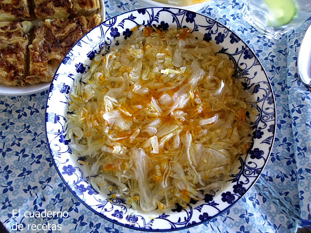 Ensalada De Lechuga Al Agua.
