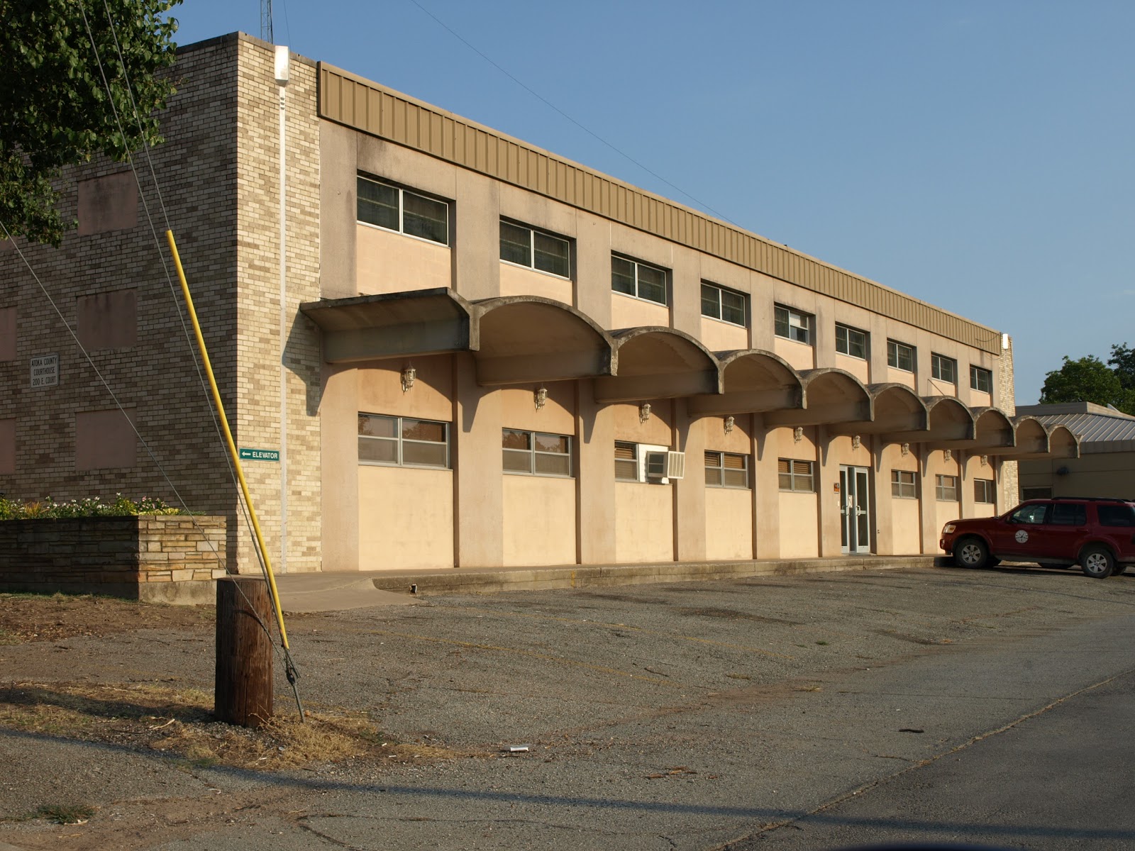 What Not to Wear Atoka Edition