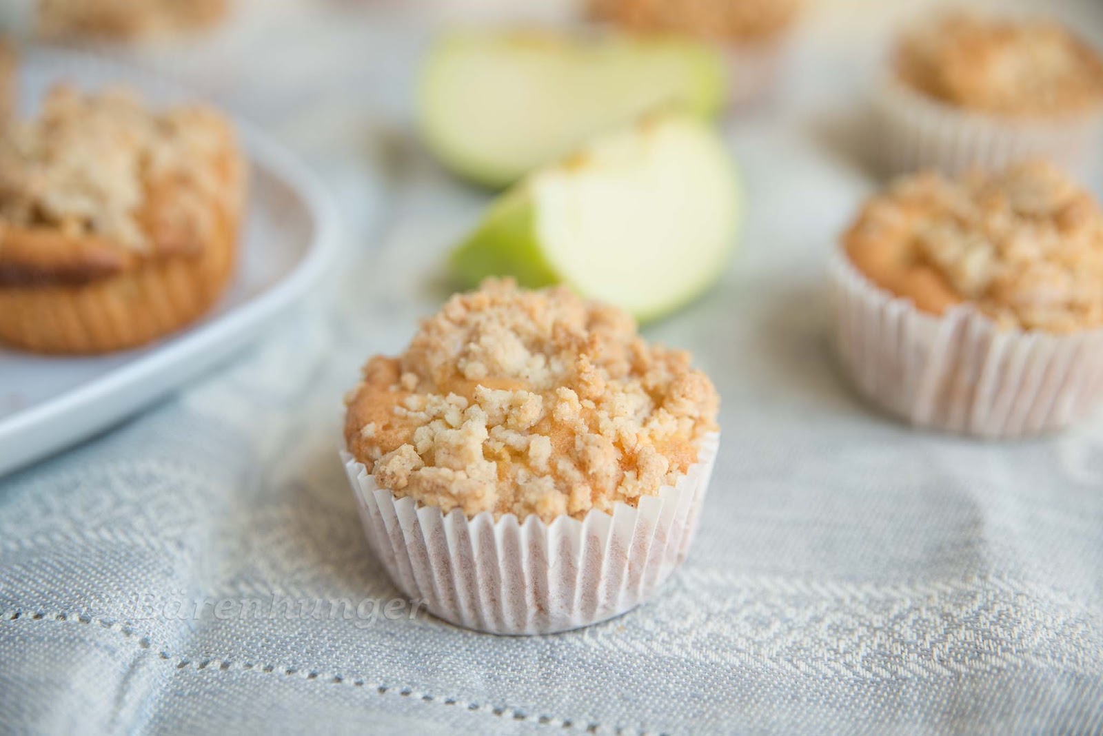Bärenhunger: Apfel Streusel Muffins mit Zimt Bärenhunger: Apfel Streusel Muffins mit Zimt