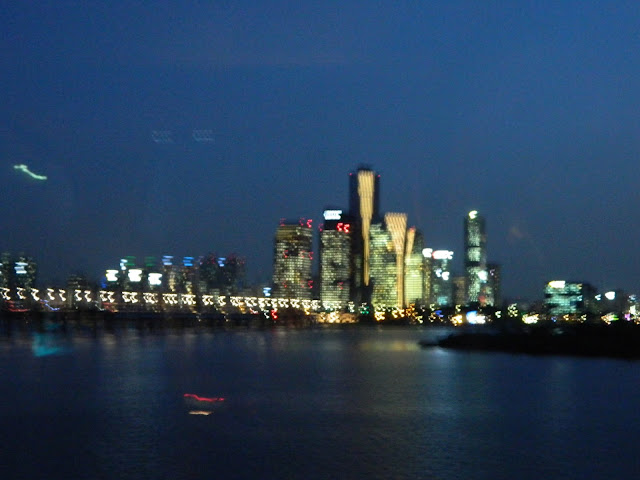 Skyscrapers edging the Han River