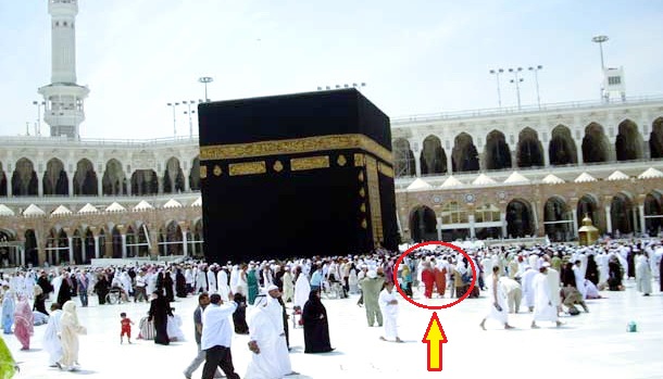 Murtad Selama 36 Tahun Kemudian Bertawaf Di Ka'bah. Lihat Apa Yang Terjadi...