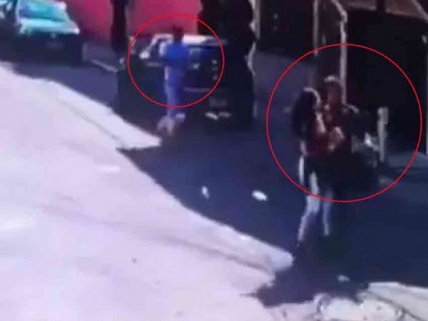 Con perro y pistola roban en menos de 30 segundos bolsa a joven en la CDMX Con perro y pistola roban en menos de 30 segundos bolsa a joven en la CDMX