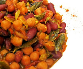 kidney bean chickpea curry