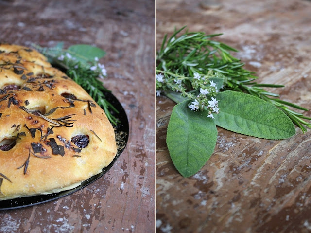Gourmandises végétariennes: Oliven-Kräuter-Focaccia Gourmandises végétariennes: Oliven-Kräuter-Focaccia
