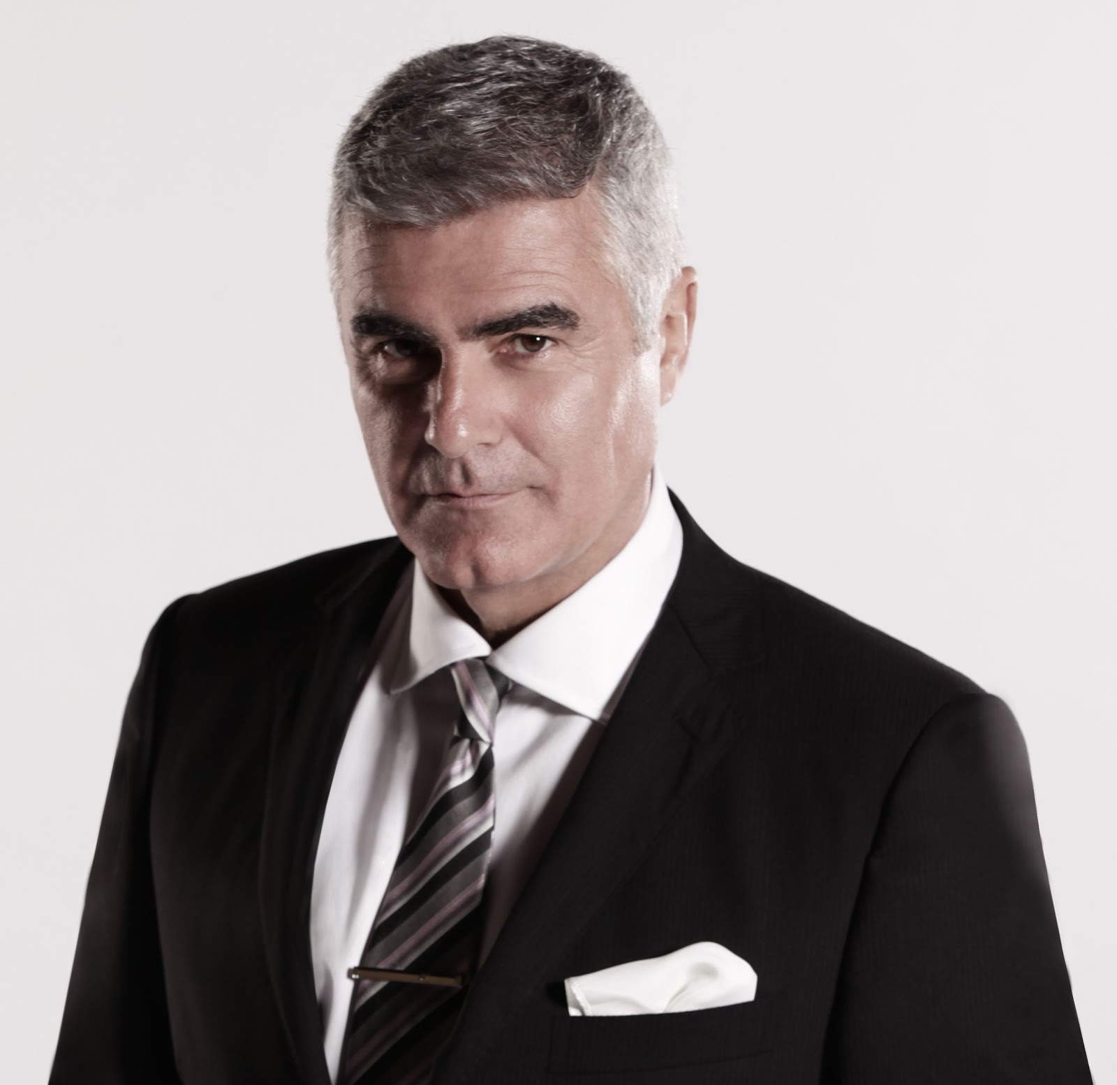 actors&actresseslatin: Saúl Lisazo