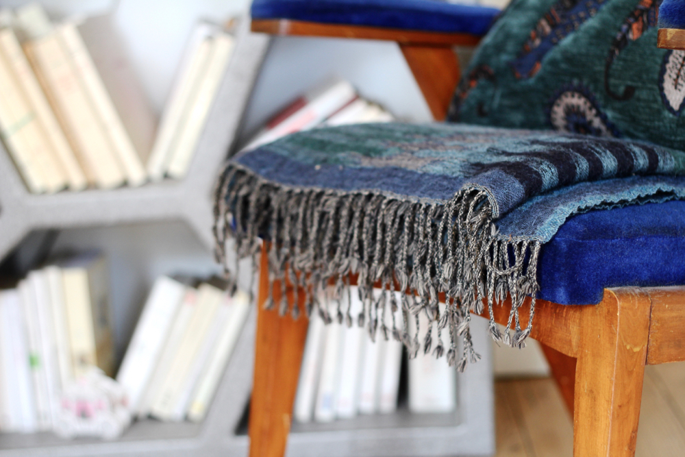 plaid franges khan bleu ethnique tie and dye madura