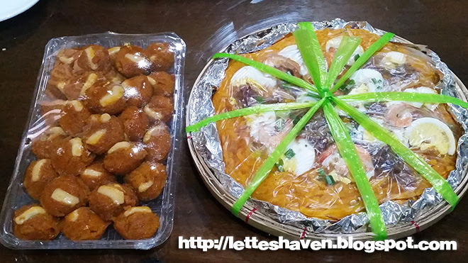 Lette's Haven: Dolora's Pancit Malabon